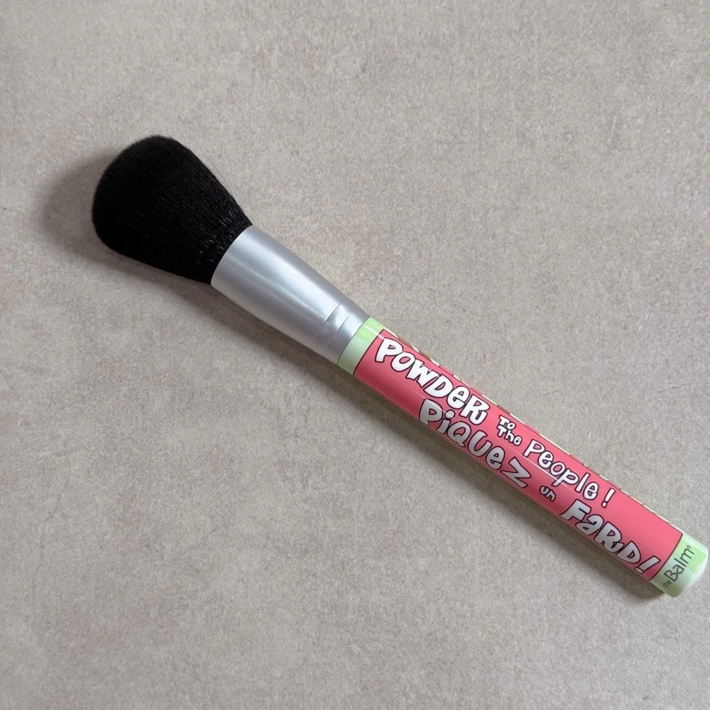 theBalm Powder to the People Face Brush Brand New